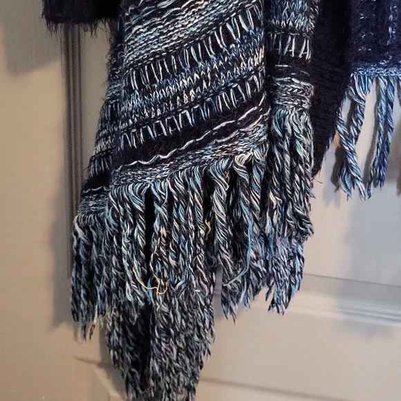 Cardigan - Picture 2 of 5